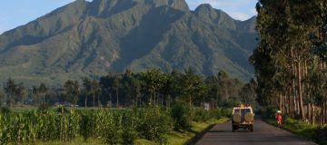 Distance between Volcanoes National Park and Bwindi Forest National Park