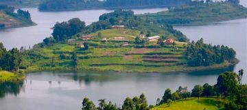 Islands on Lake Bunyonyi