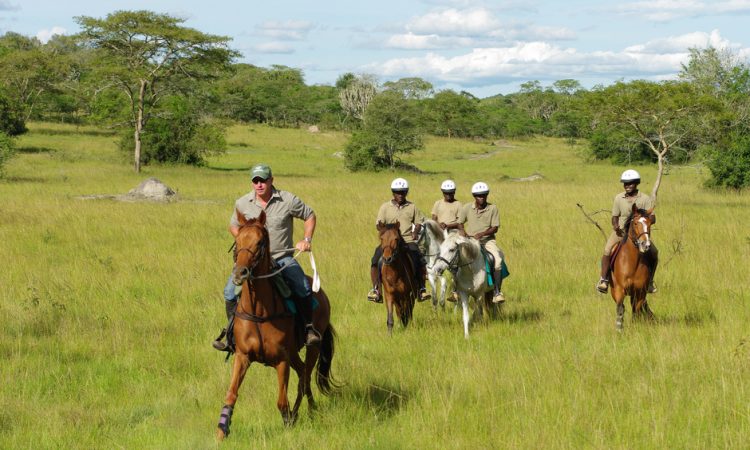 2 days horseback riding in Lake Mburo