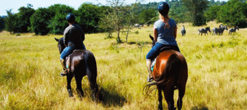 2 days horseback riding in Lake Mburo