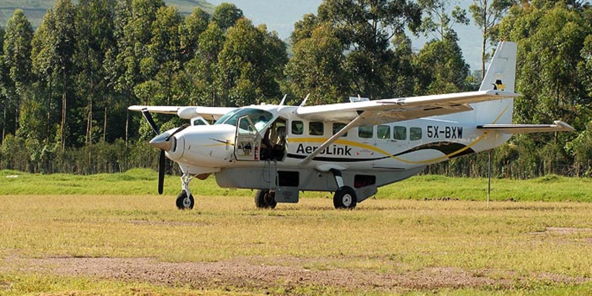 Best Uganda Flying Safaris